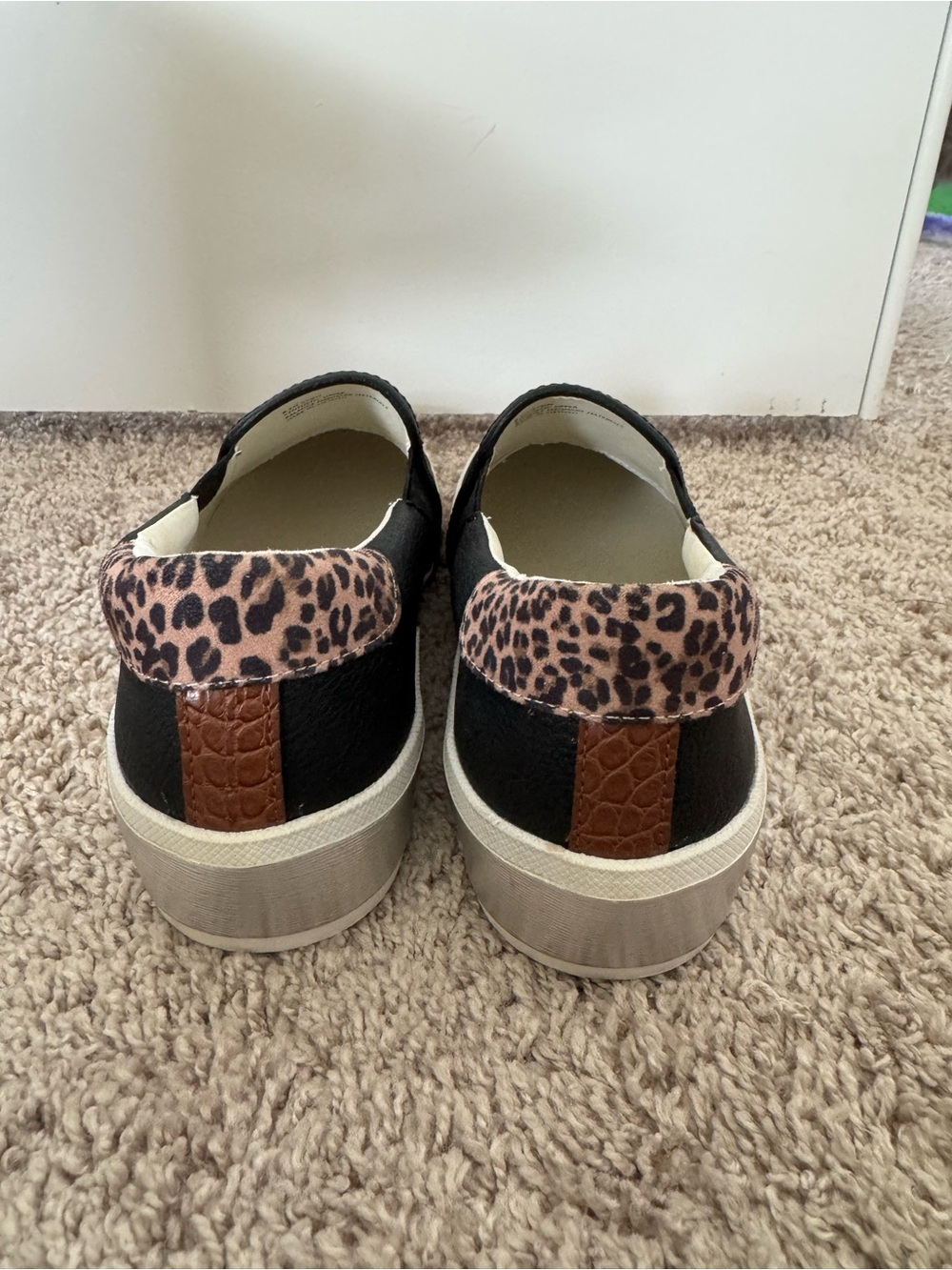 Dolce Vita Zyon Slip-On Comfort Sneaker Flat Shoes - 8.5 - Picture 3 of 5